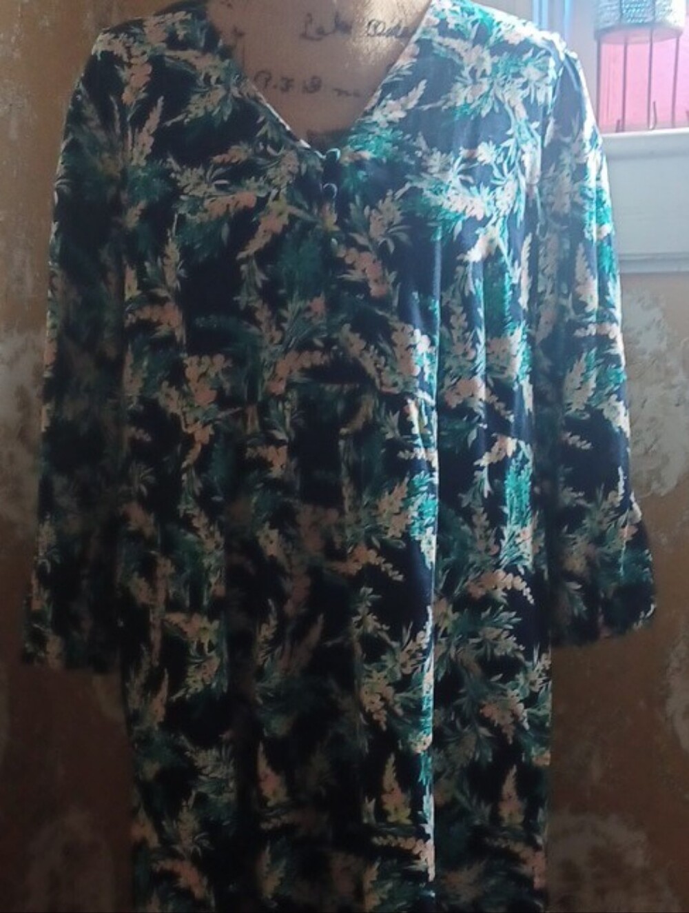J. Jill Black Floral V-Neck Tunic with Green & Peach Print